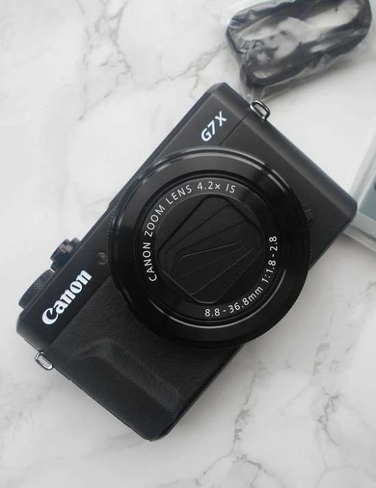 عدسة كاميرا كانون g7x mark ii